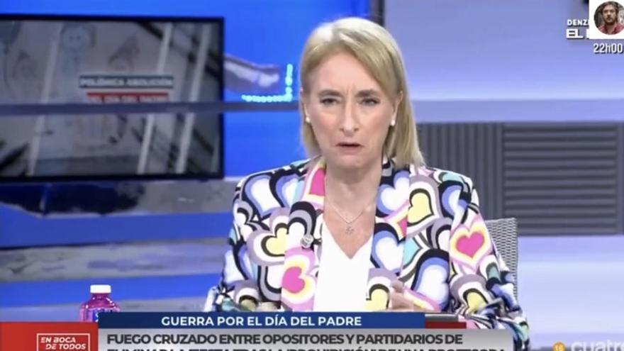 Homofobia en Mediaset: una tertuliana lanza un vergonzoso y peligroso comentario en directo