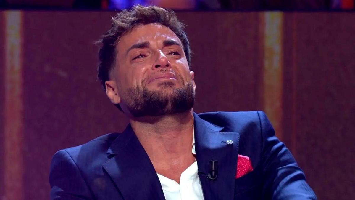 Tras las críticas a la labor de Montoya como reportero, esta es la famosa que lo está defendiendo: "Es válido para todo"