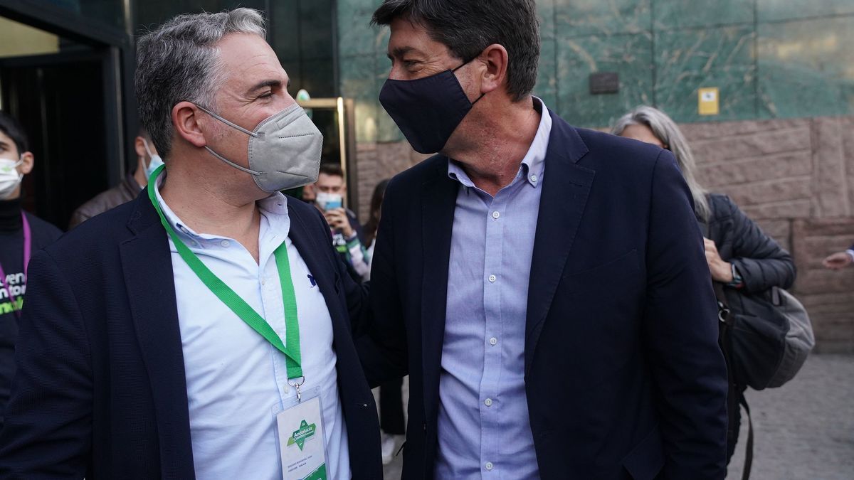 Elías Bendodo y Juan Marín, este viernes en la apertura del congreso del PP andaluz.