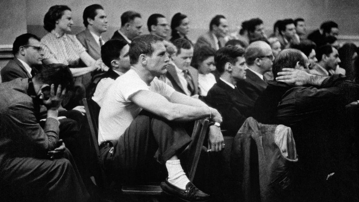 EE UU. Nueva York. 1955. El actor Paul Newman.  | // EVE ARNOLD / MAGNUM PHOTOS / CONTACTO