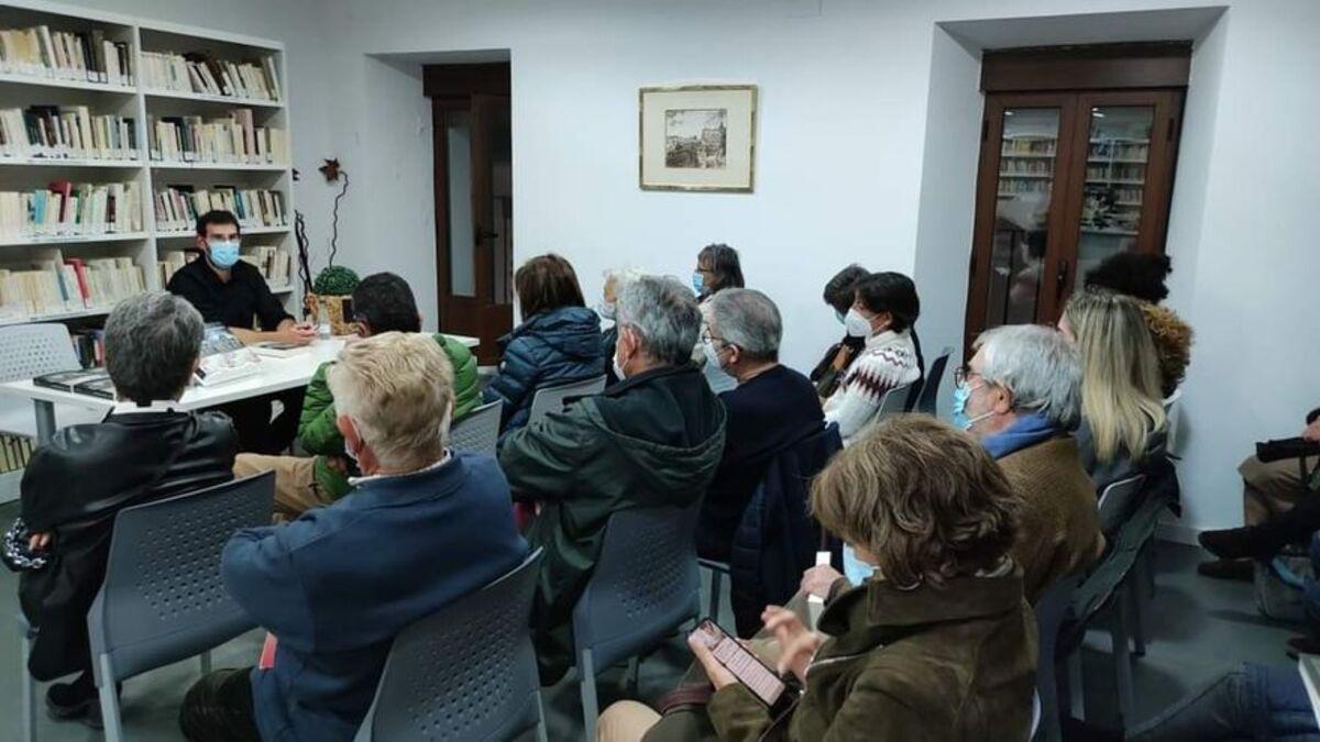 Acto de presentación del libro de novela negra ‘Durante la nevada’ del escritor moralejano, Luis Roso.