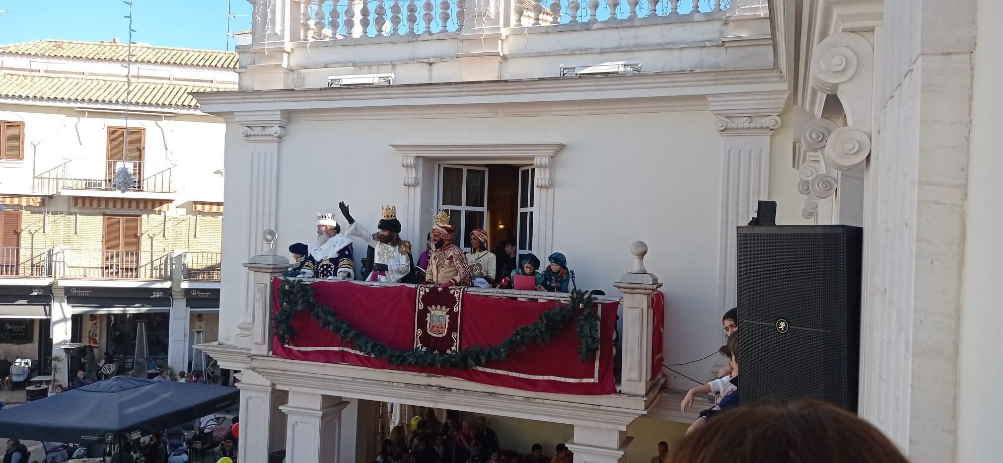 Cabra. Recibimiento en el Ayuntamiento de la ciudad