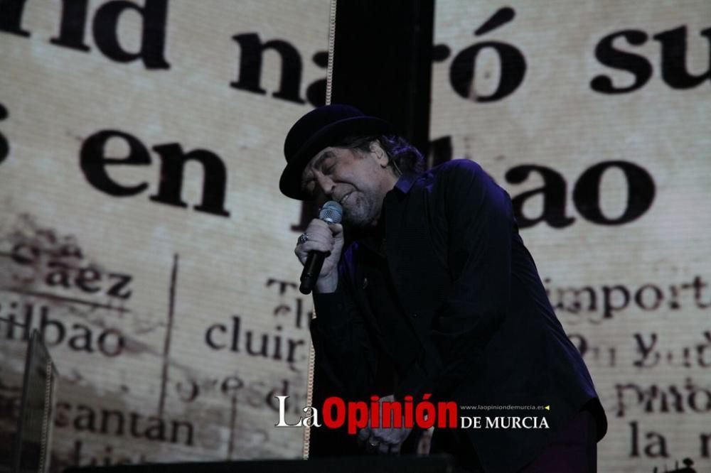 Joaquín Sabina lo niega todo en Murcia.