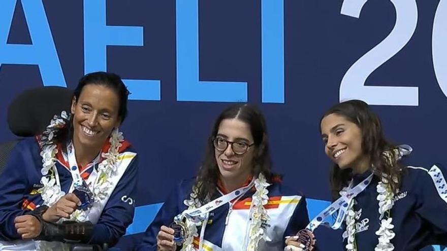 La alicantina Delia Fontcuberta se cuelga la medalla de oro en Europeo de Natación Paralímpica