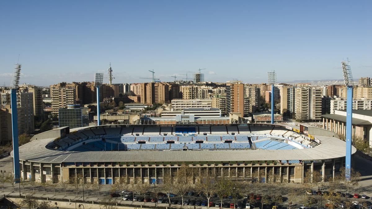 Imagen de La Romareda vista desde el hospital Miguel Servet.