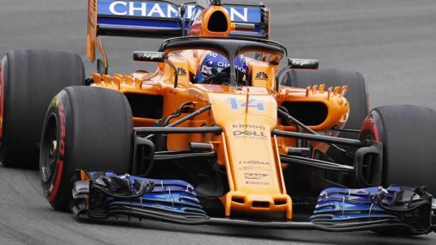 Fernando Alonso, ayer en los entrenamientos oficiales en Montmeló.