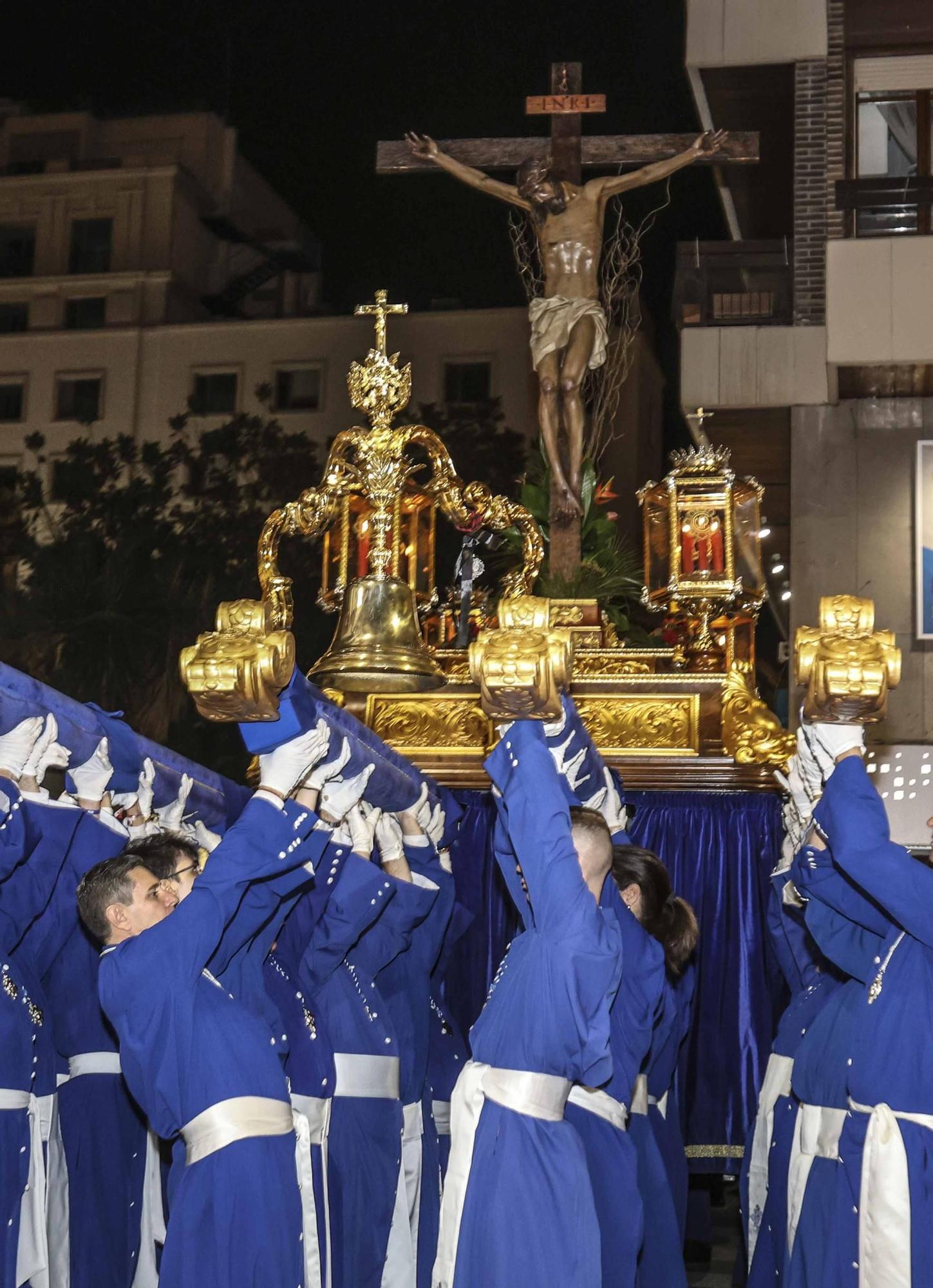 Las mejores imágenes de un espectacular Jueves Santo en Alicante