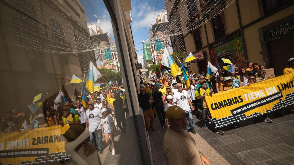 Participantes en una de las concentraciones celebradas en las calles de Canarias el pasado 18 de mayo.