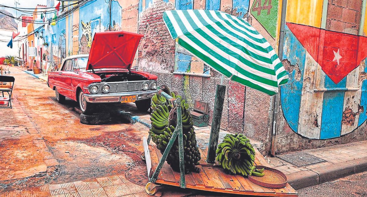El barrio de El Toscal de Santa Cruz de Tenerife convertido en la pequeña Habana para el rodaje de una película.
