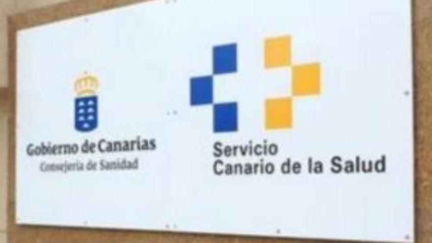 Los defensores de la sanidad pública critican la &quot;parálisis&quot; de la Consejería canaria