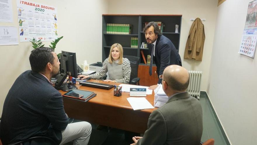 Miguel Motas, en un acto de conciliación laboral en la sede de Murcia.