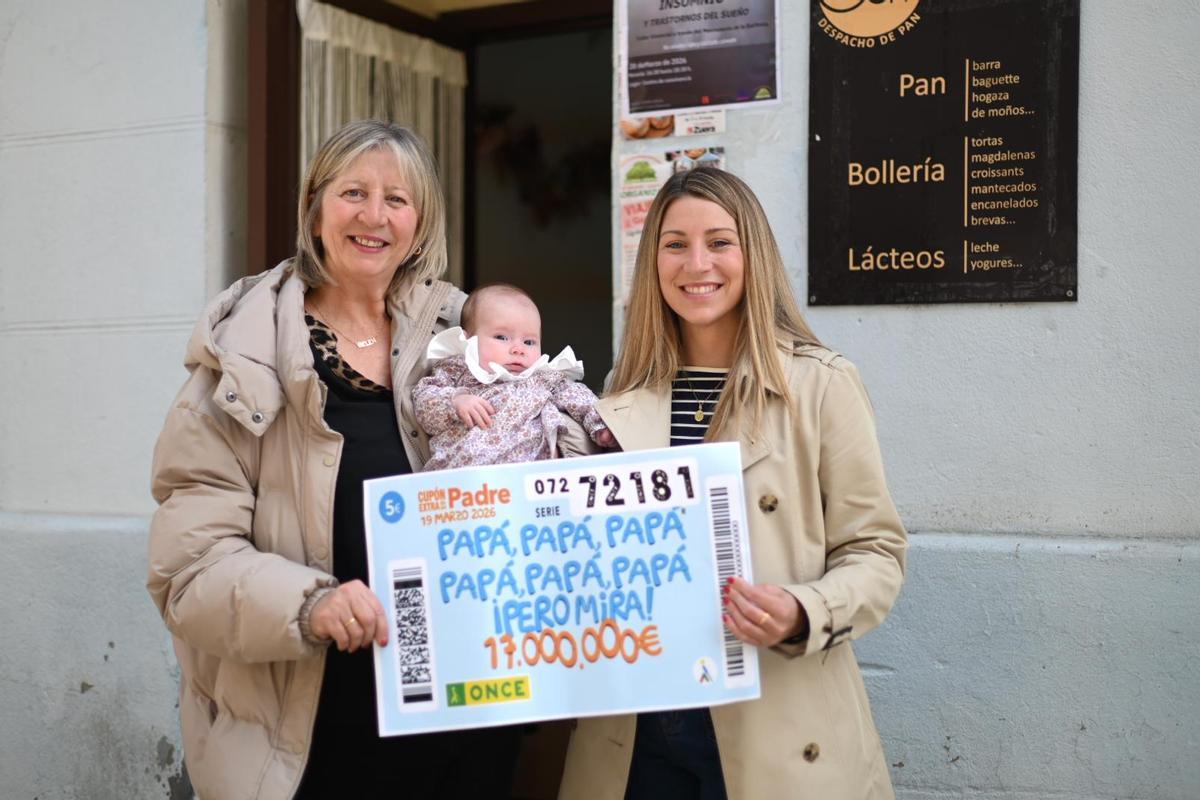 El número premiado fue vendido en esta panadería de Zuera.