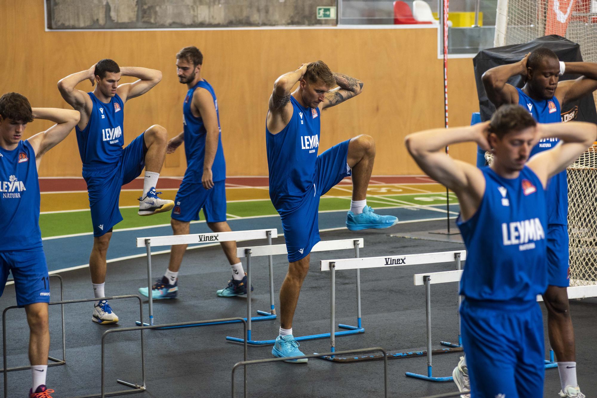 El Leyma Básquet Coruña vuelve a los entrenamientos en el Palacio de los Deportes