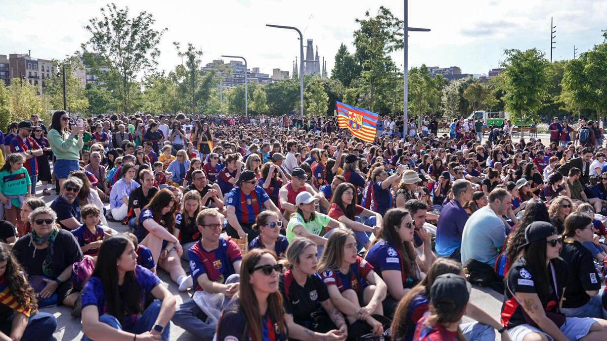 Ambiente en Barcelona por la  final de la Champions femenina Barça-Arsenal