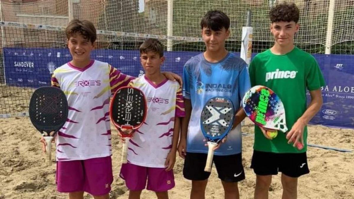 El ibicenco Gabriel Torres, primero por la derecha, va al Europeo Sub-14. | G.V.