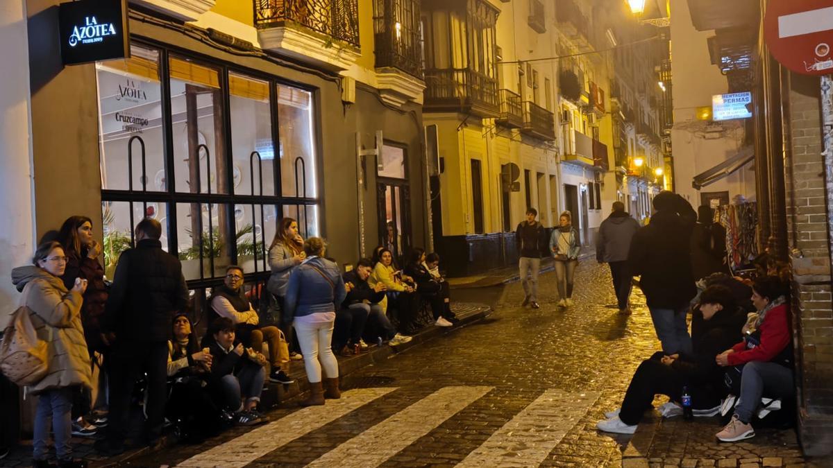 Espera en las proximidades de San Lorenzo