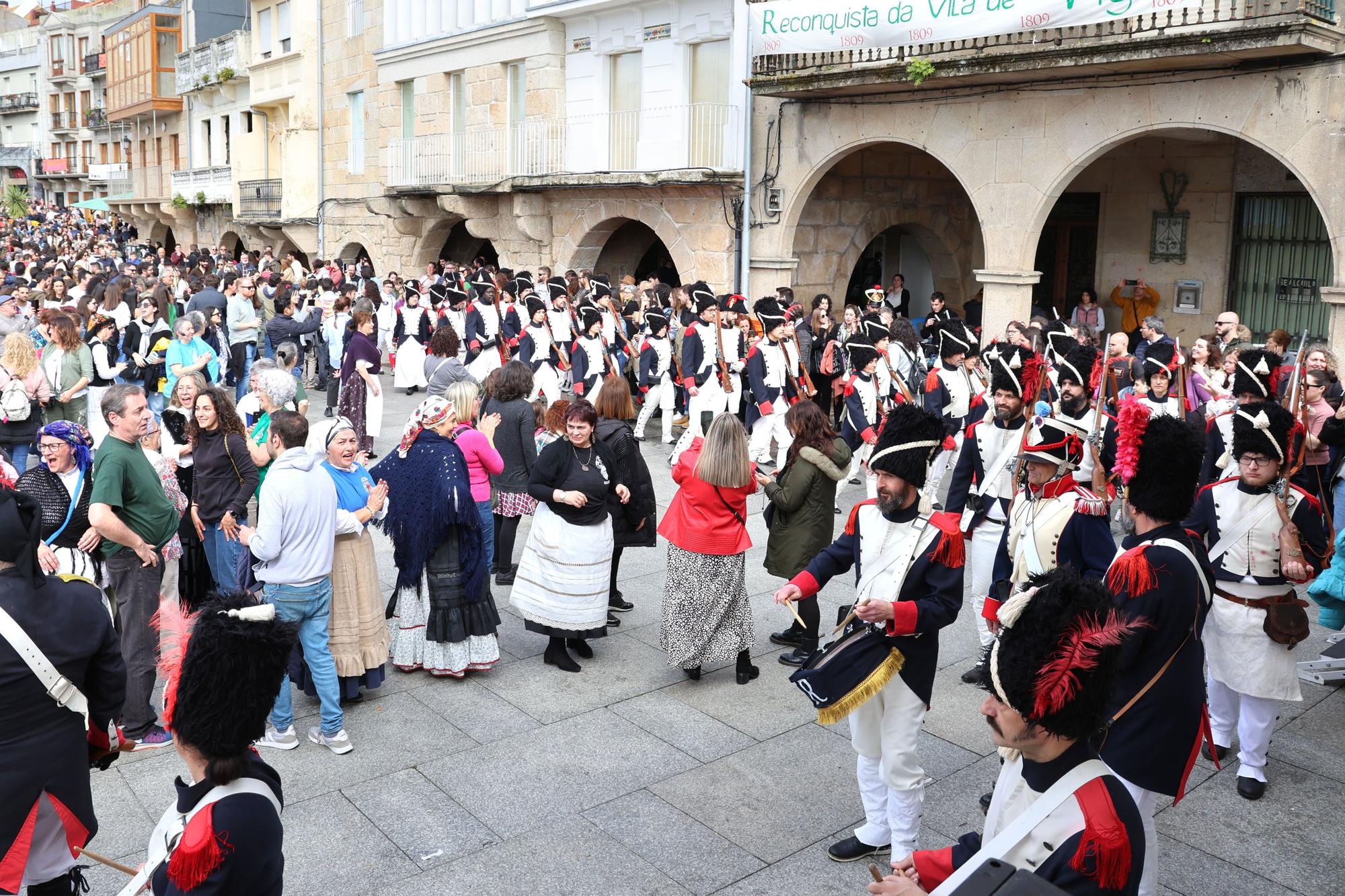 Vigo 'reconquista' las calles en su fiesta grande