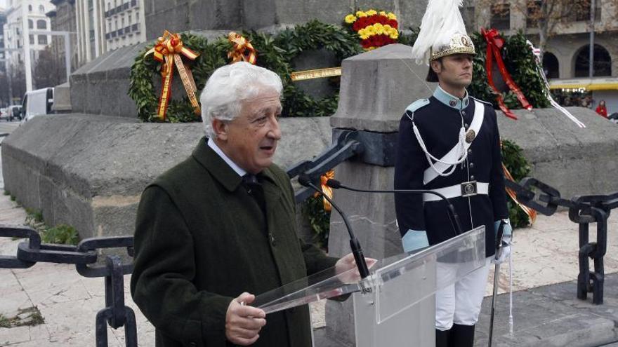 El Justicia solicita retirar la medalla de oro a Franco