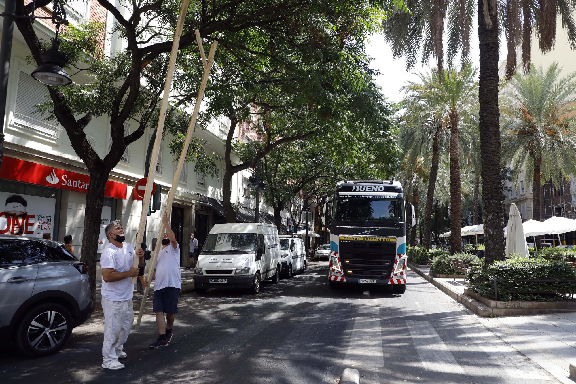 Reino de València-Duque de Calabria recupera su falla destruida por el fuego