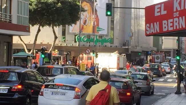 Cortocircuito en El Corte Ingles de Mesa y López