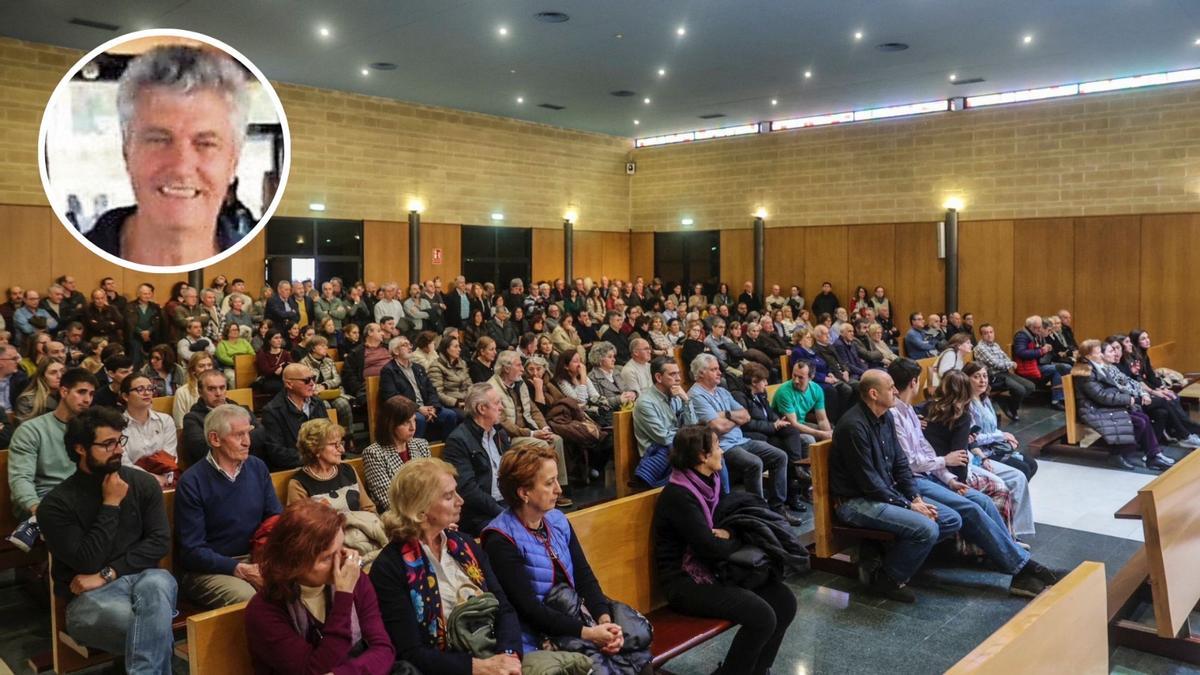 Asistentes a la celebración de la palabra por Ángel N. T. (en el círculo), esta tarde, en la capilla del tanatorio de Cabueñes.