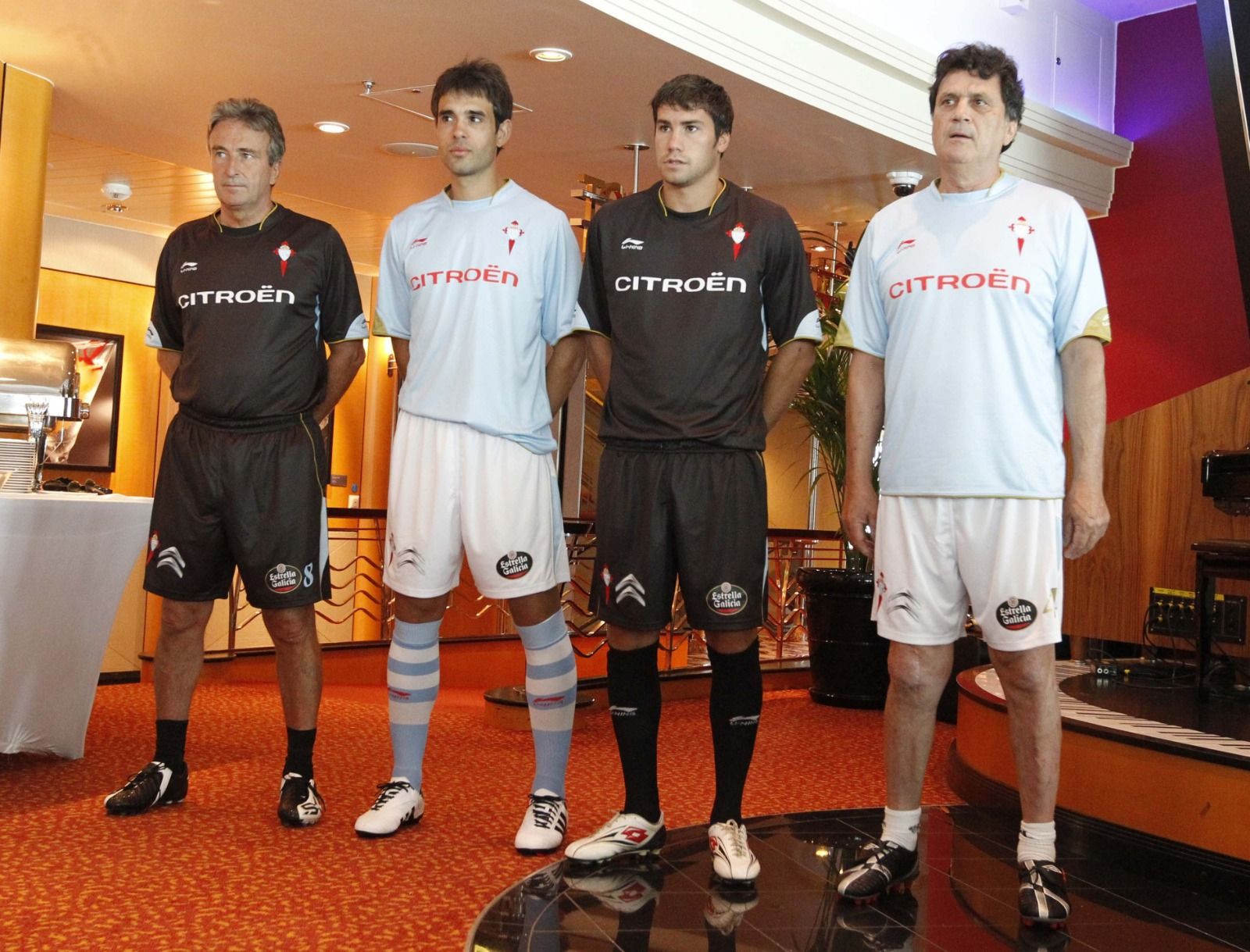 Así fueron las otras camisetas del Celta que utilizaron el negro