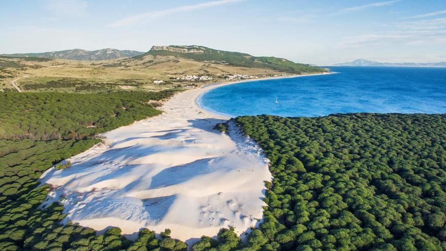 Top 10 de las playas más turísticas de Andalucía