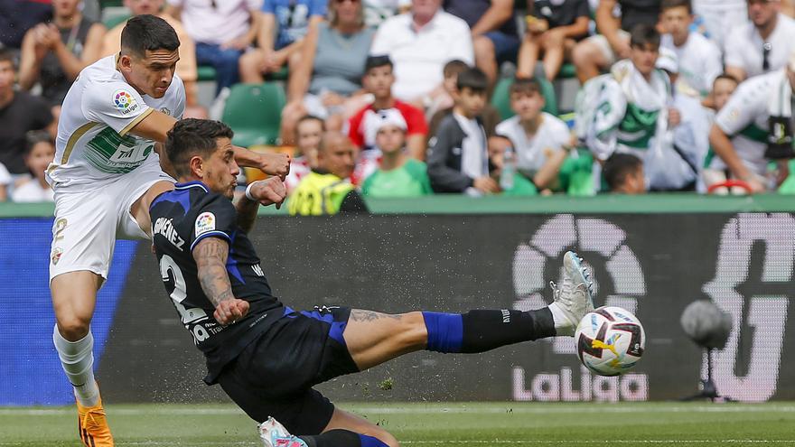 El Elche tumba al Atlético de Madrid