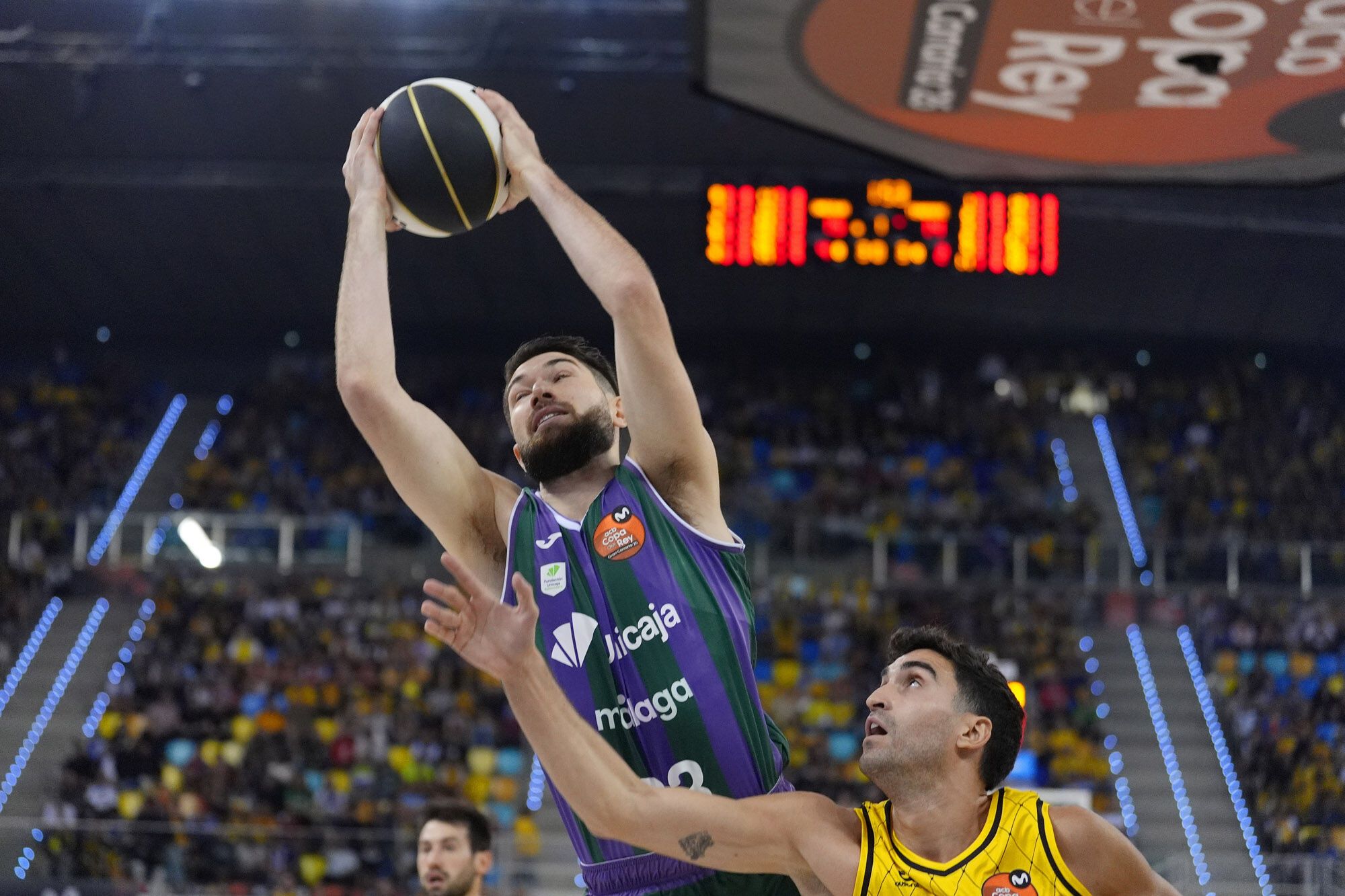 Semifinal de la Copa que enfrenta al Unicaja y al Laguna Tenerife