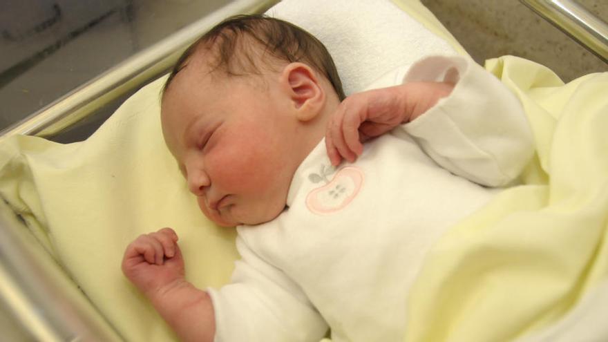 El primer nadó de les comarques centrals es diu Abril Lecha i és  manresana
