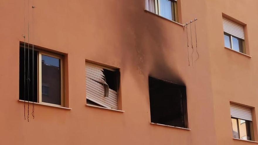 Incendio en una vivienda de Castelló.