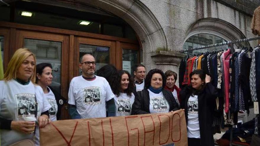 Protesta celebrada en la puerta del juzgado en diciembre. // E.G.