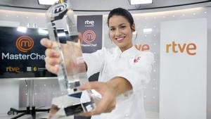 Ángela, ganadora de MasterChef 12.