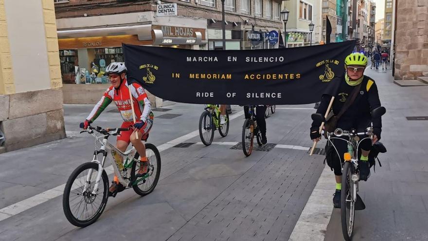 BiciZamora recuerda a los ciclistas fallecidos con una ruta silenciosa