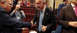 Torres disuelve el Parlamento canario e inicia el rumbo hacia las elecciones del 28 de mayo