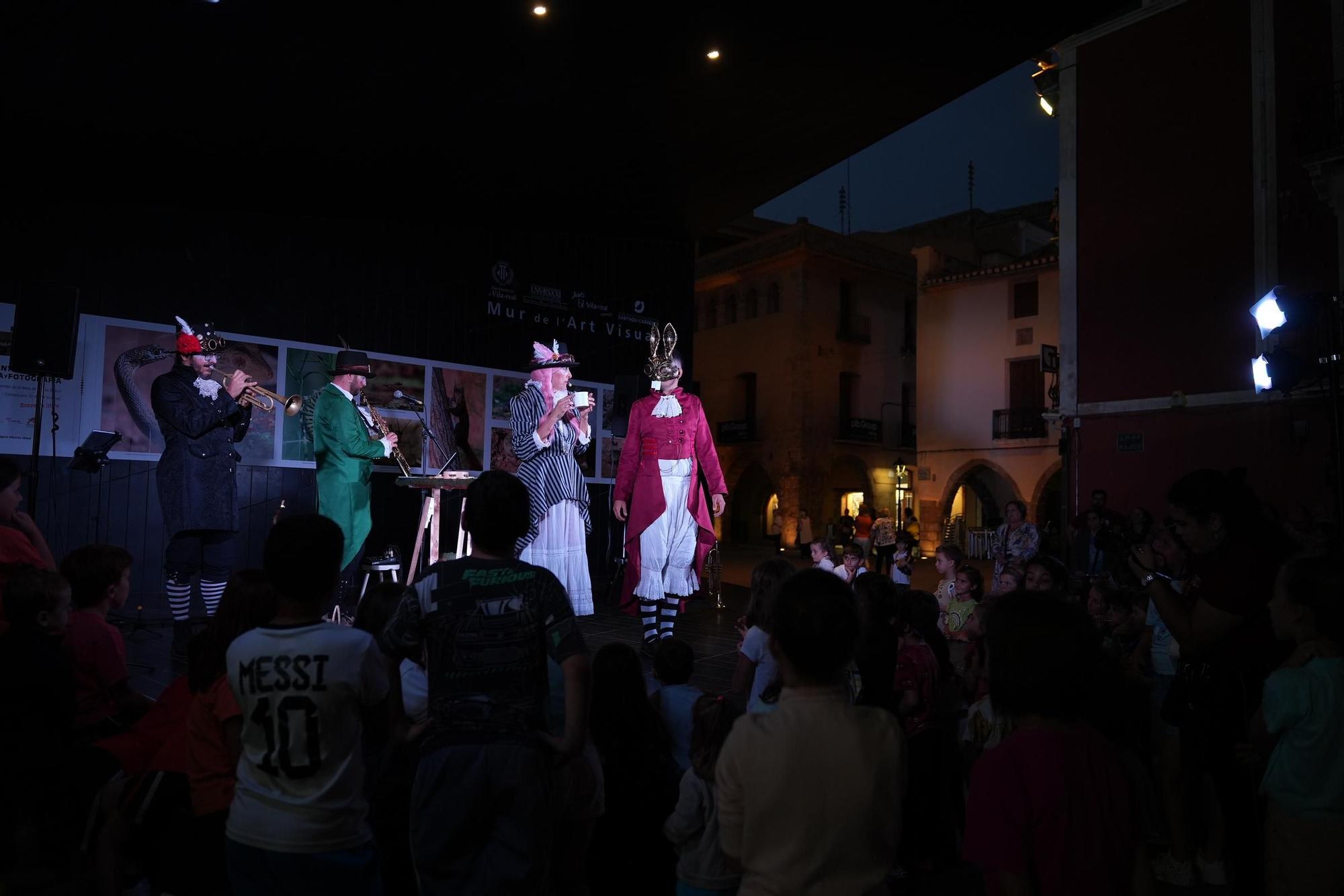 Fotos del Correllengua cívic a Vila-real