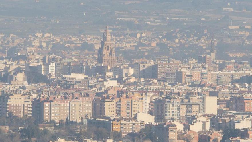 Murcia vuelve a elevar al nivel medio su protocolo por contaminación del aire