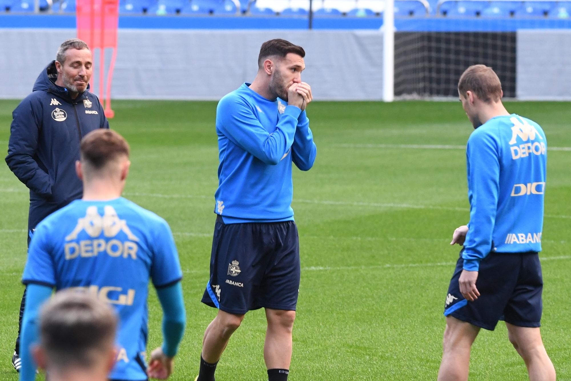 Lucas ya entrena de blanquiazul en su vuelta a casa con el Dépor