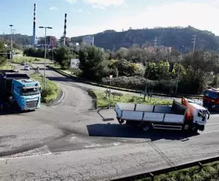 El plan para llevar todo el tráfico de El Musel por Aboño causa recelo en Gijón y Carreño