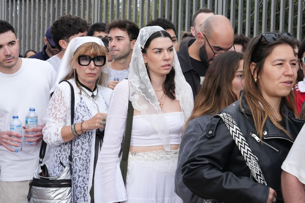 El públic de Rosalía, abans del primer concert al Palau Sant Jordi