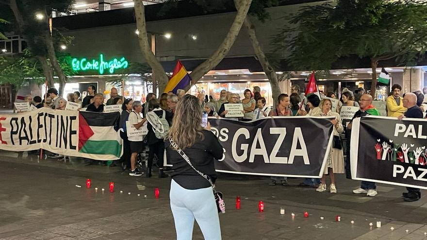 Más de cuatrocientas personas muestran su apoyo al pueblo palestino en Las Palmas de Gran Canaria