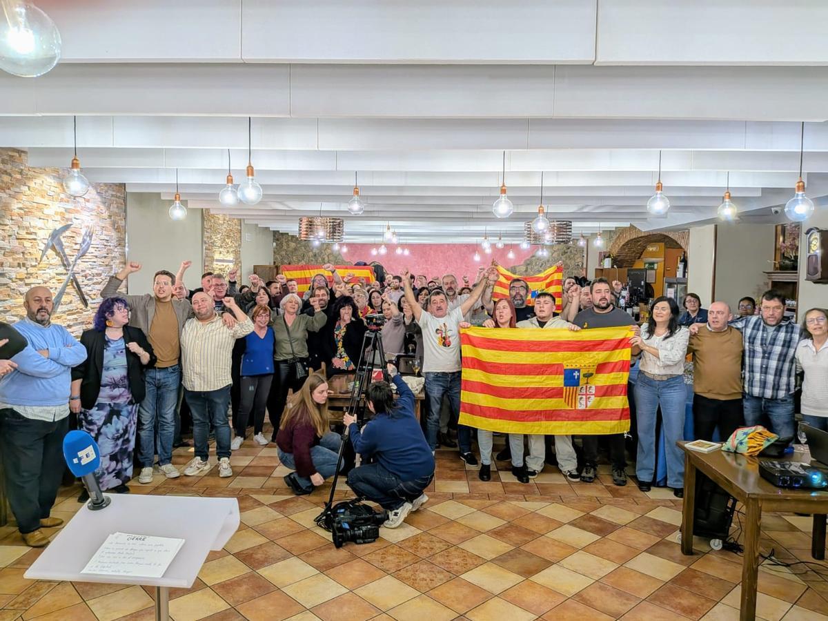 El candidato de CHA a las elecciones de Aragón, Jorge Pueyo, en el cierre de campaña en Zaragoza.
