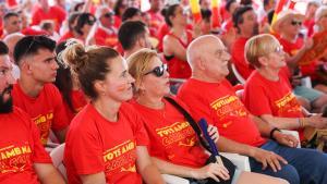 Seguimiento de la final del Mundial de fútbol femenino en Pòrtol, Mallorca.