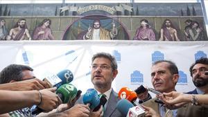 El ministro de Justicia, Rafael Català, en un foto de la Asociación Española de Abogados de Familia.