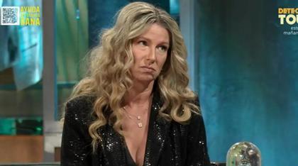 Anne Igartiburu sorprende a 'La Revuelta' en una de las preguntas clásicas:  "Tranquilamente entro..."