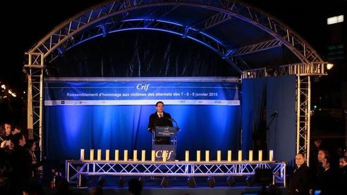 El primer ministro francés, Manuel Valls, durante el discurso del acto en París