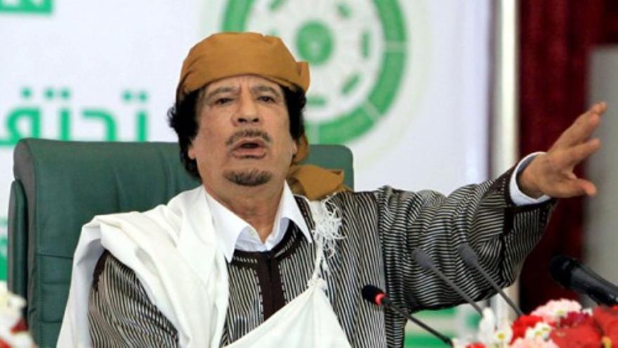 Gadafi se hace fuerte