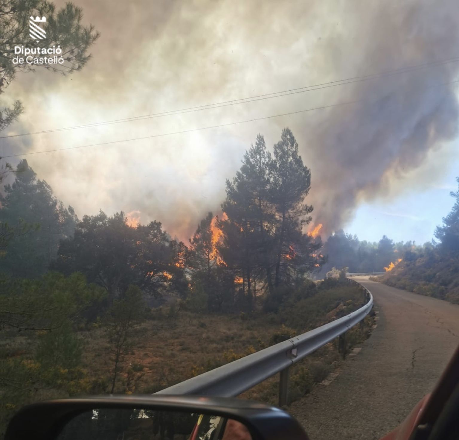 Las imágenes del incendio forestal en Villanueva de Viver