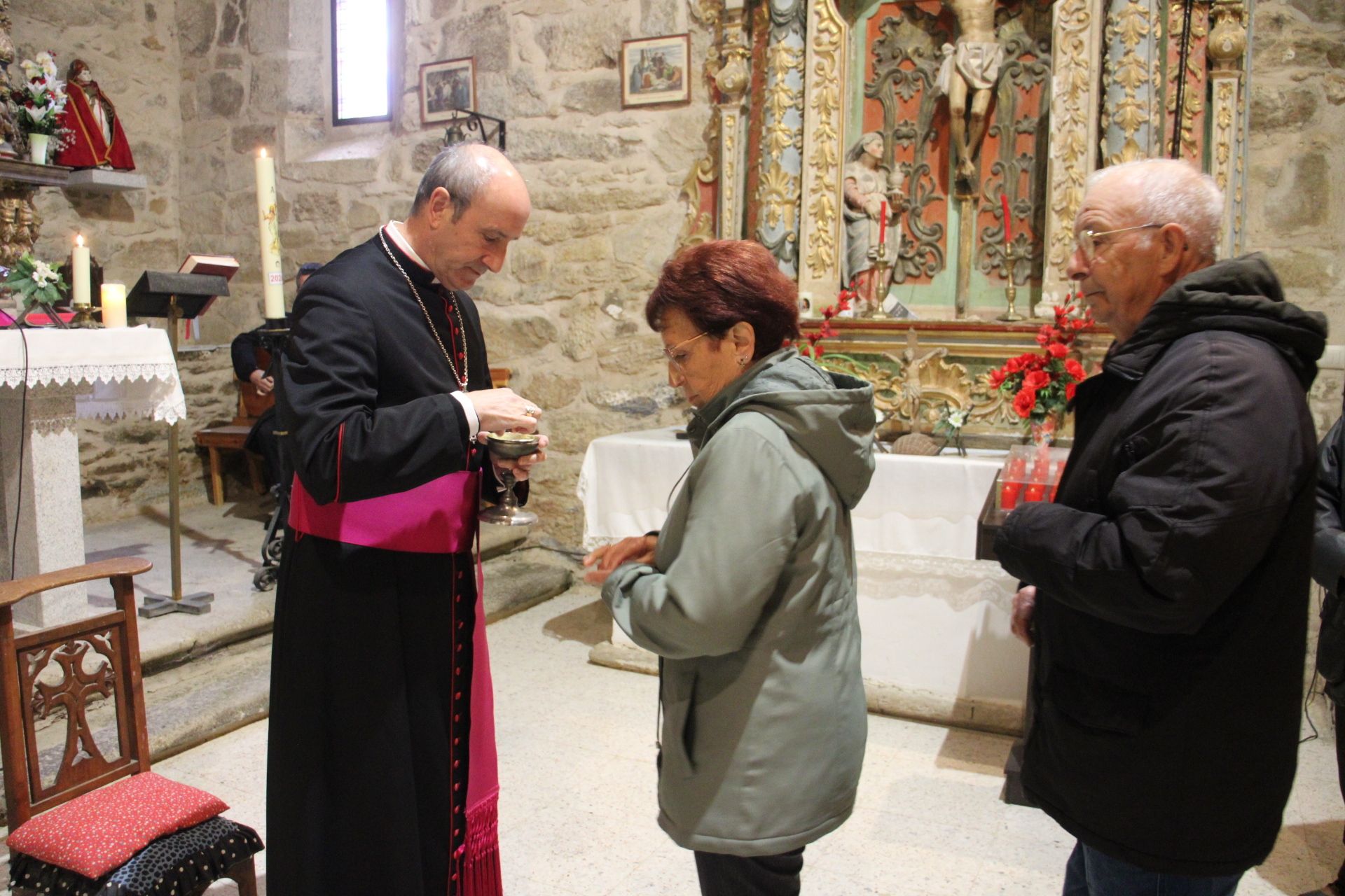 El obispo de Astorga visita Ferreros, Paramio, Robleda, Cervantes, Valdespino y San Juan de la Cuesta