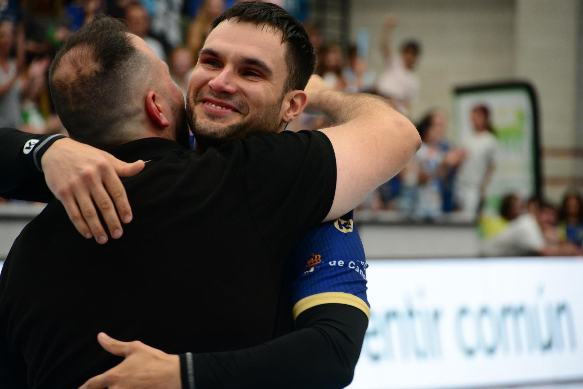 La permanencia del Frigoríficos del Morrazo y la despedida de Moisés Simes